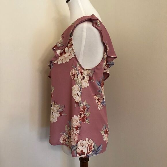 Paper Crane | One Shoulder Floral Top - Picture 2 of 8